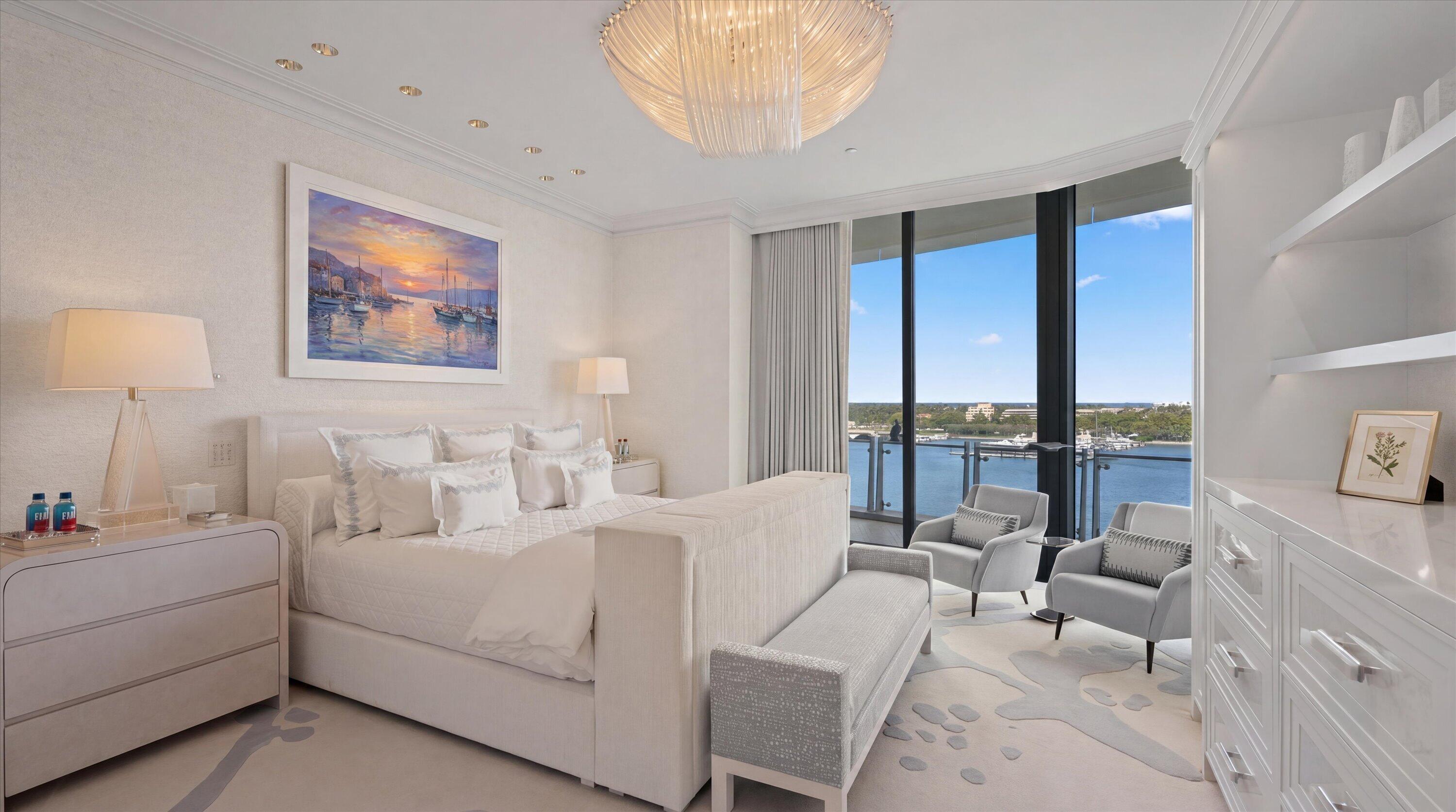 BRISTOL CONDO - Residential