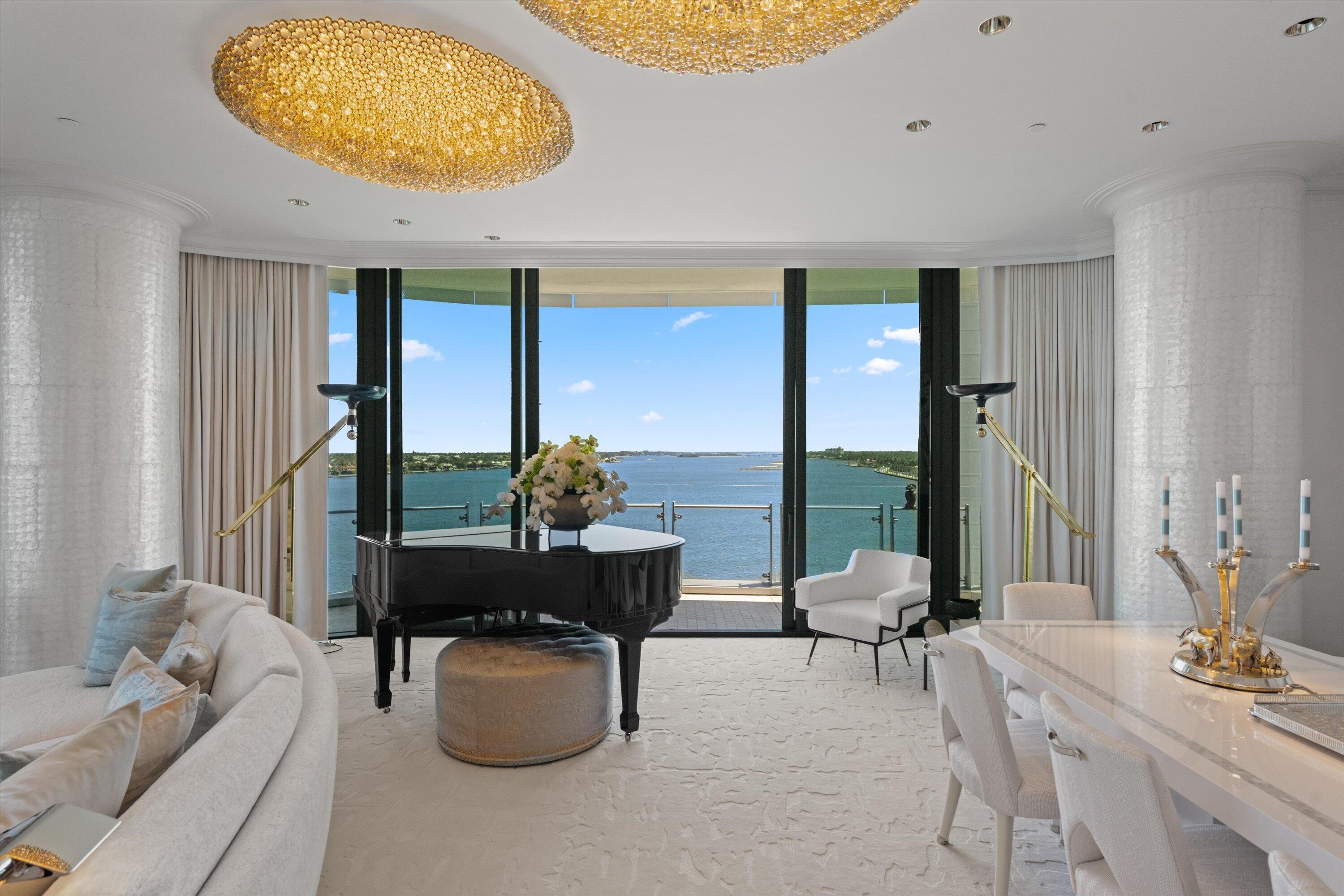 BRISTOL CONDO - Residential
