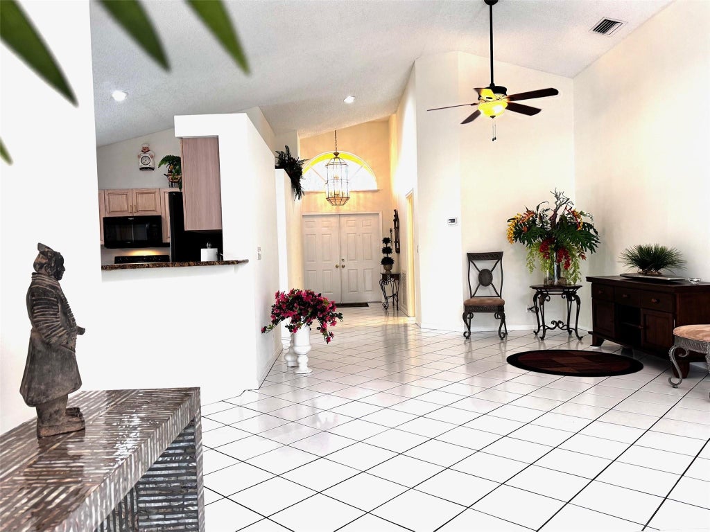 Photo of 1063 Fairfax Circle, Boynton Beach, FL 33436 (MLS # F10526579)