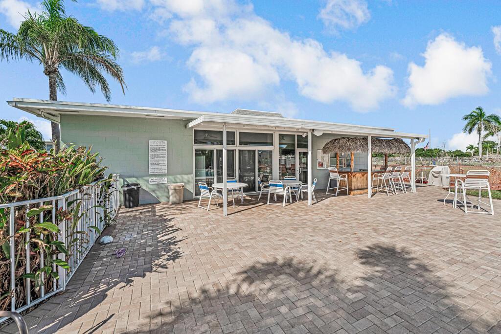 HIGH POINT WEST CONDO - Residential