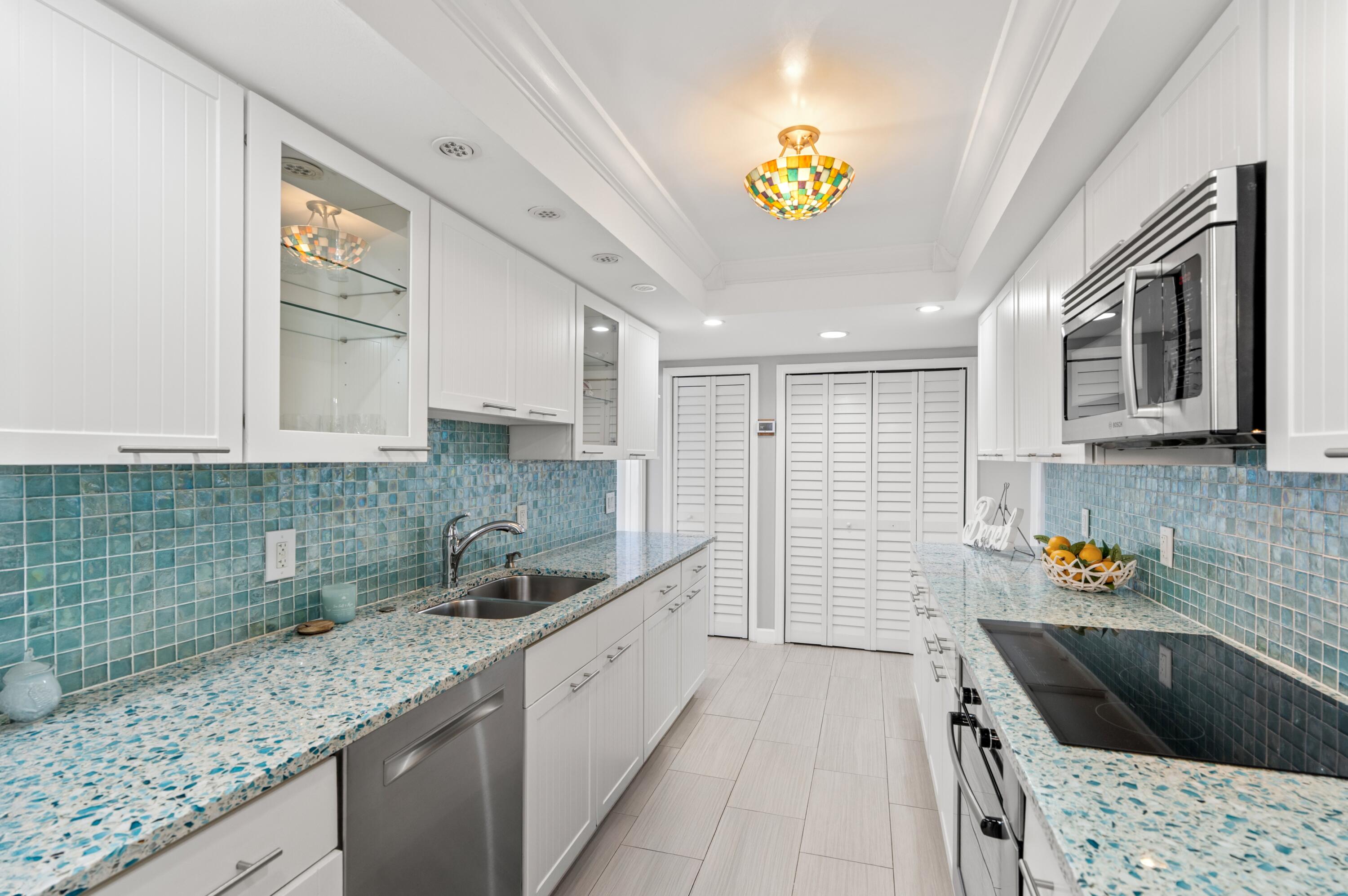 DELRAY BEACH CLUB APTS CONDO - Residential