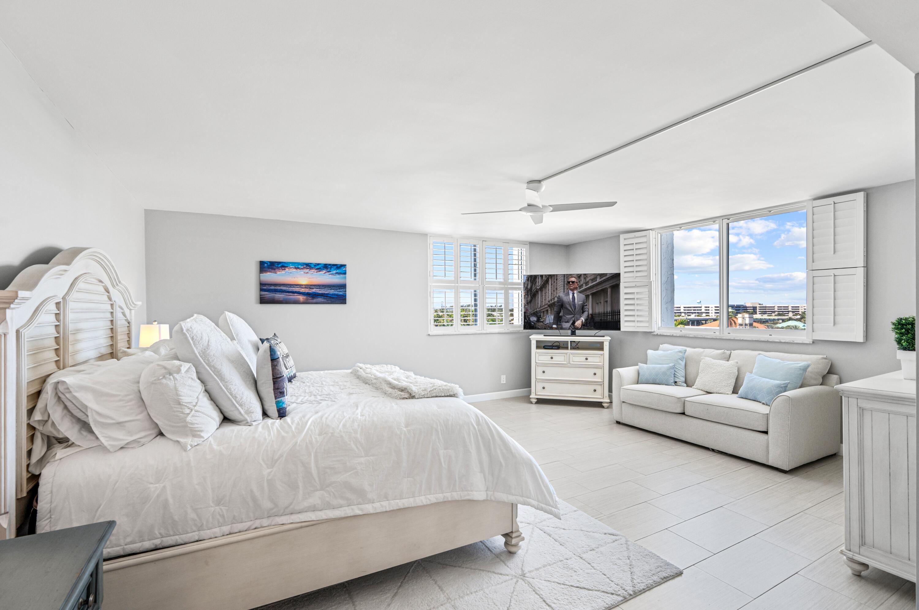 DELRAY BEACH CLUB APTS CONDO - Residential