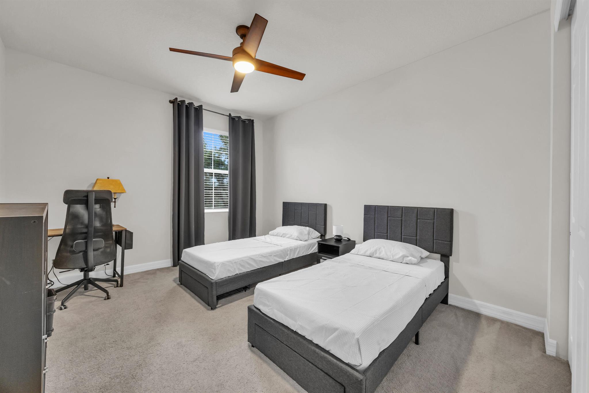 WINDSOR PARK AT ABACOA PL - Residential Lease