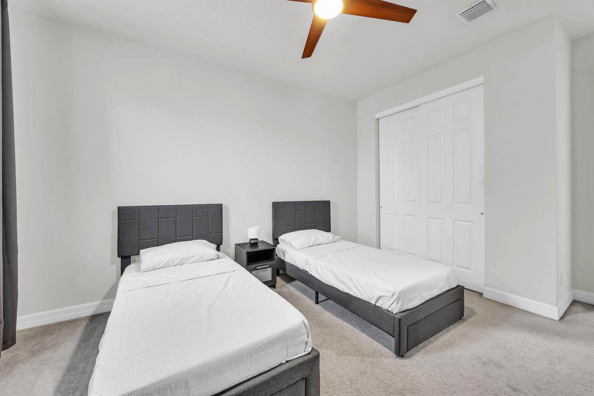 WINDSOR PARK AT ABACOA PL - Residential Lease