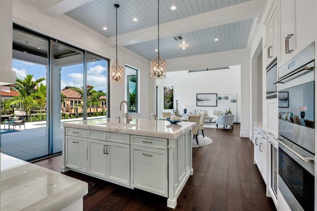 PIRATES COVE - Residential