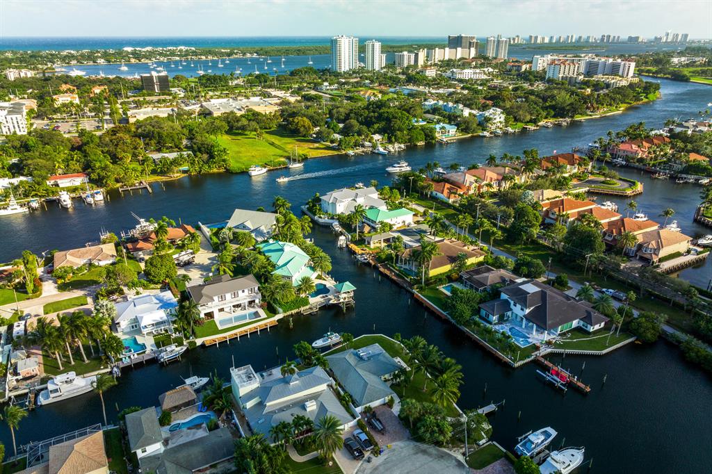 PIRATES COVE - Residential