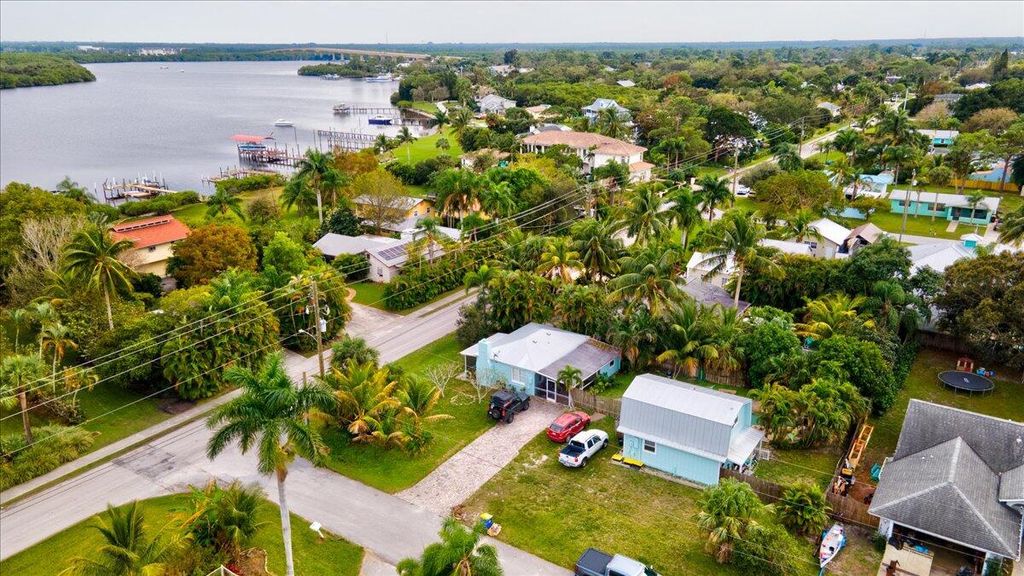 Photo of 866 SW 29th Ter, Palm City, FL 34990 (MLS # R10961658)