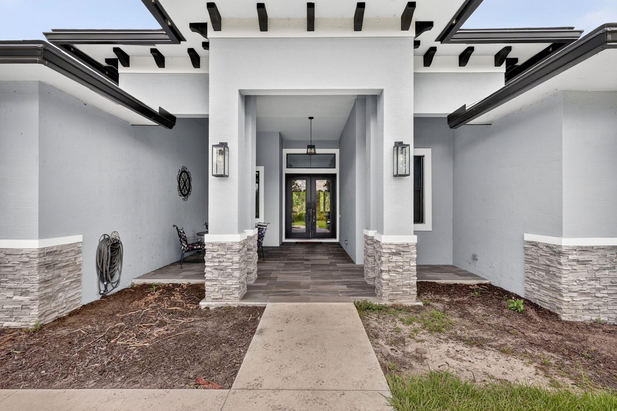 2643 Dyer Road