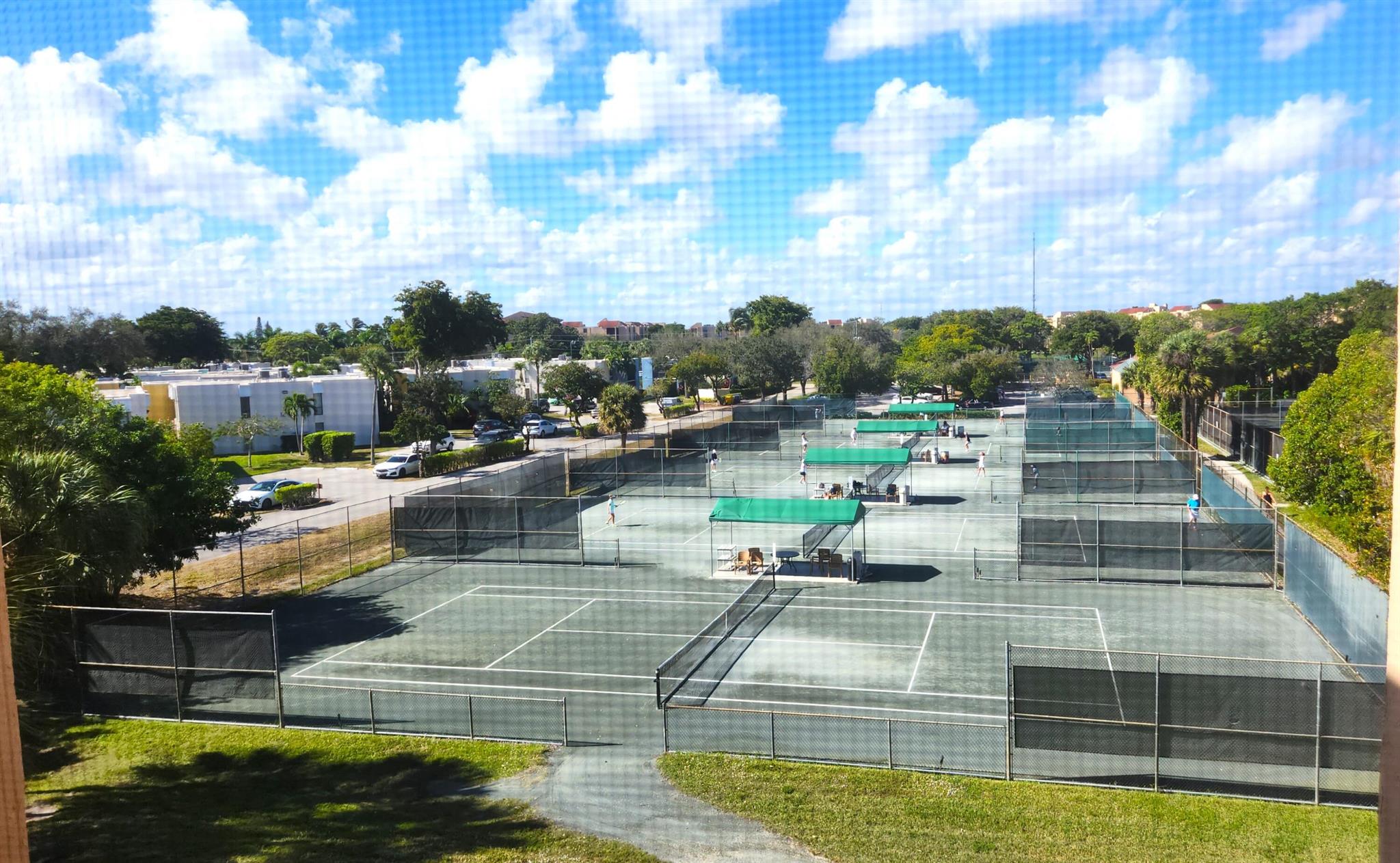 LAVERS DELRAY RACQUET CLU - Residential Lease
