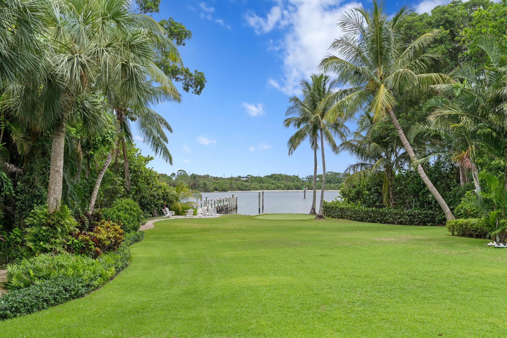 ISLAND BEACH - Residential