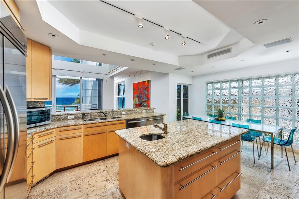 Lauderdale Beach 4-2 B - Residential