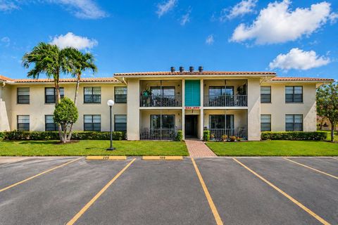 Tiny photo for 9960 Pineapple Tree Drive #109, Boynton Beach, FL 33436 (MLS # B26021151)