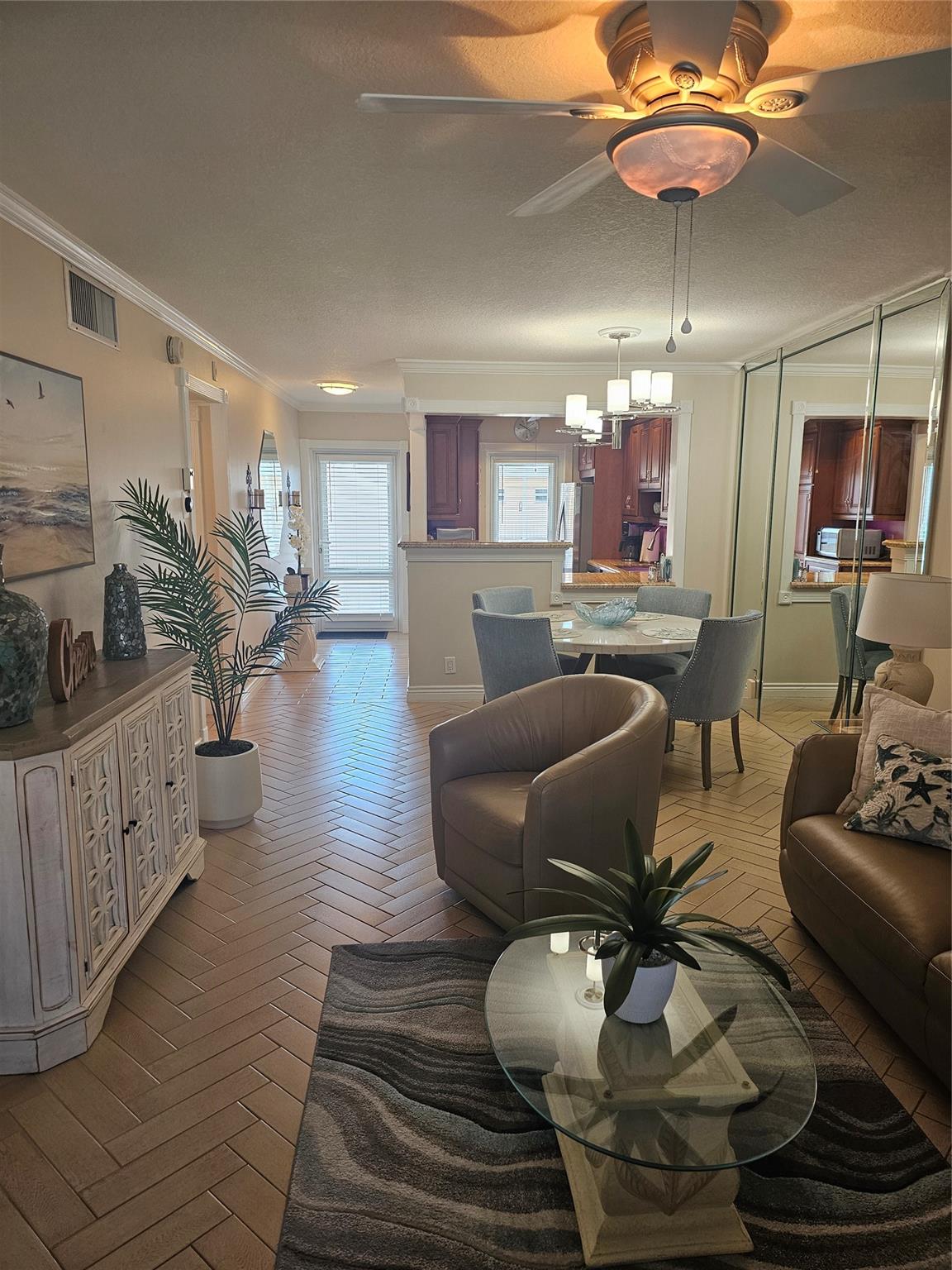NORTH LEISURE GARDENS - Residential Lease