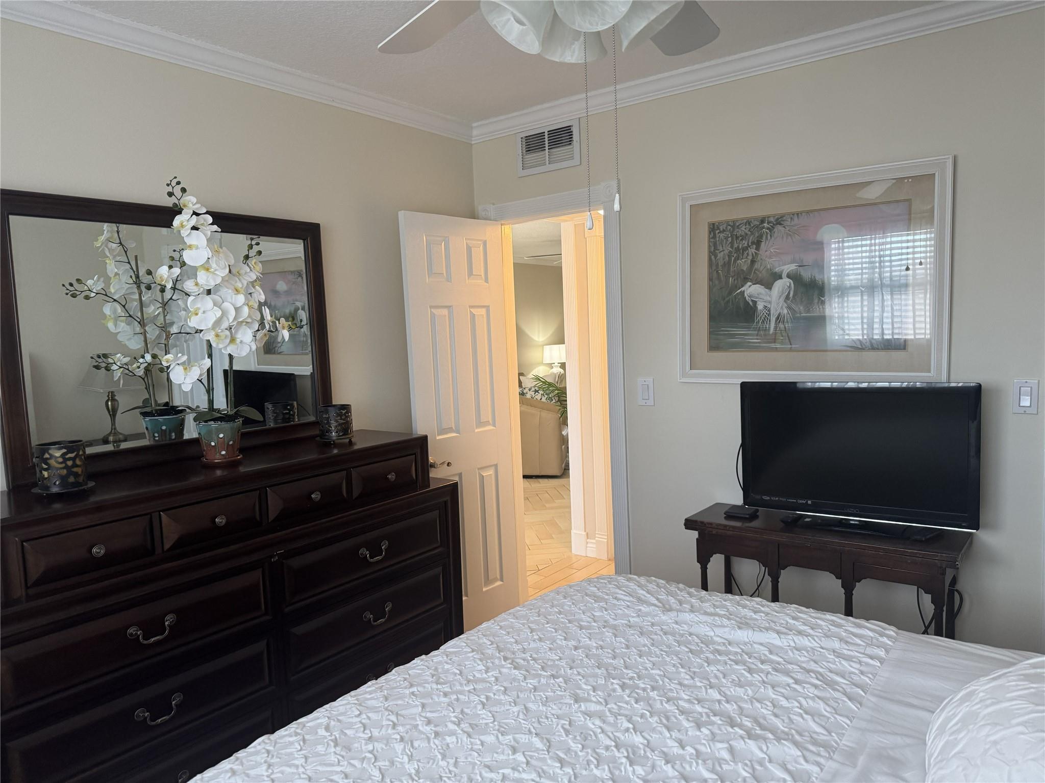 NORTH LEISURE GARDENS - Residential Lease