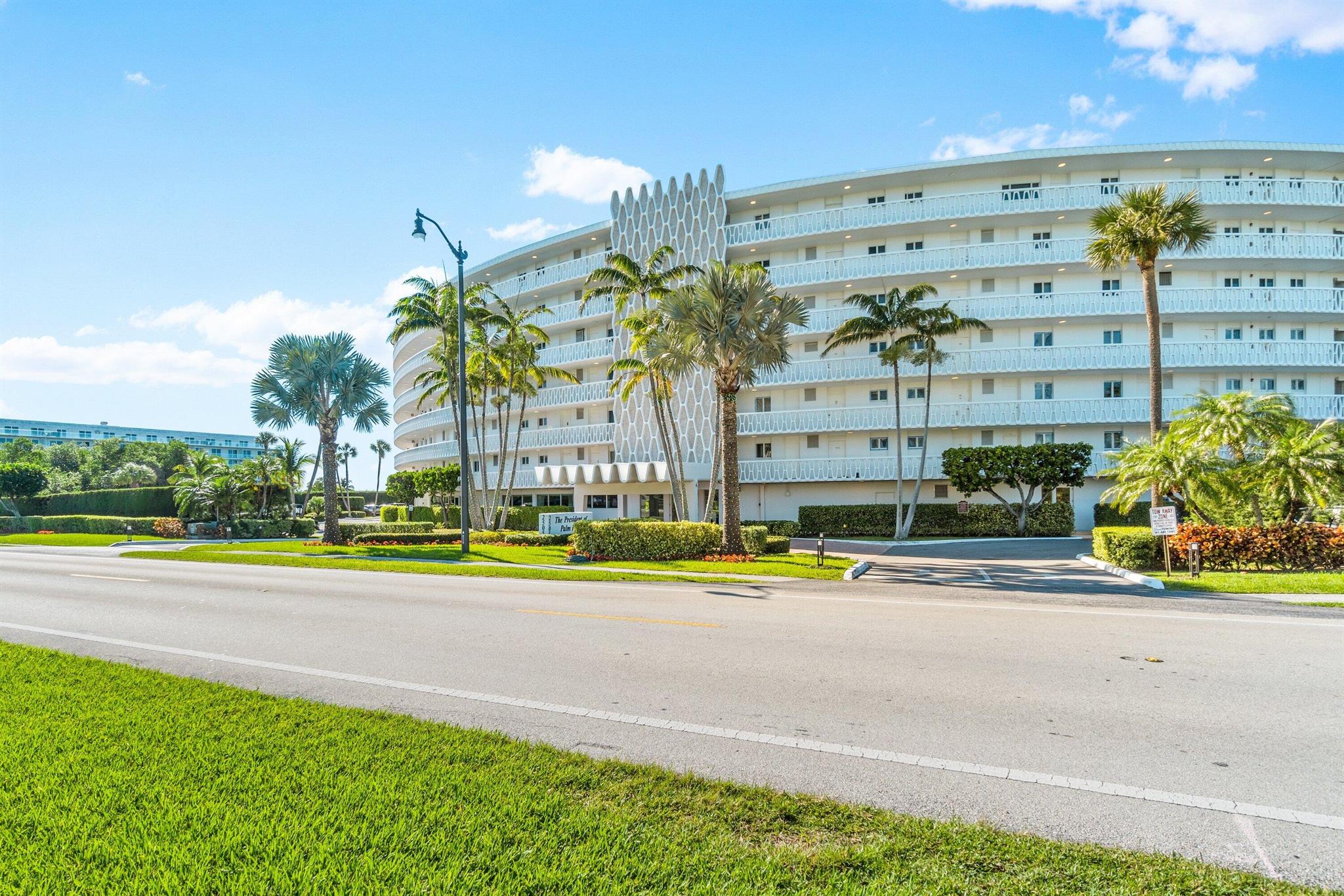 PRESIDENT OF PALM BEACH C - Residential Lease
