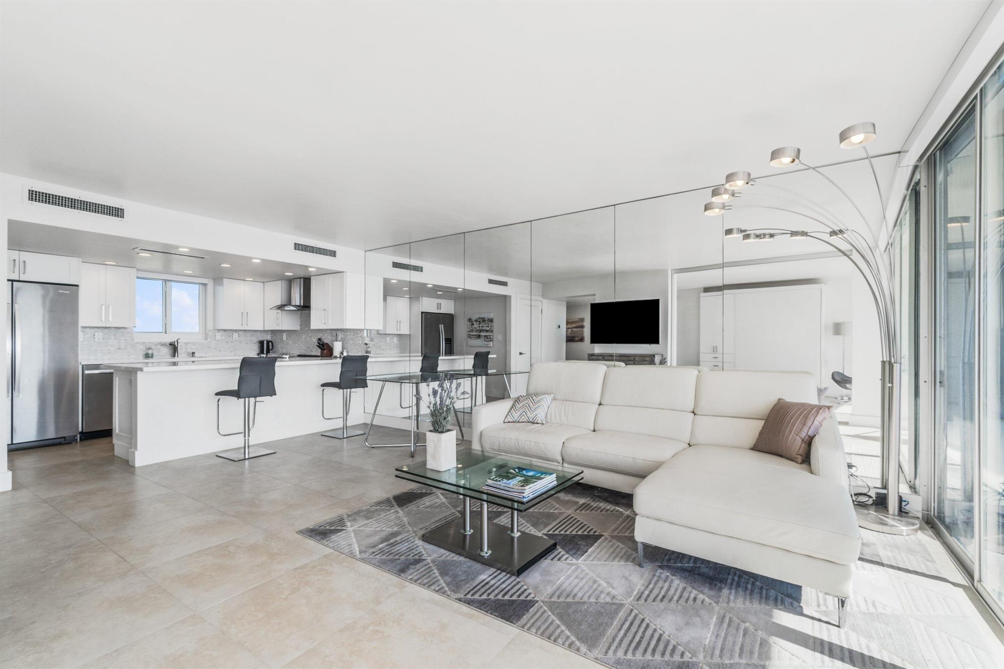 PRESIDENT OF PALM BEACH C - Residential Lease