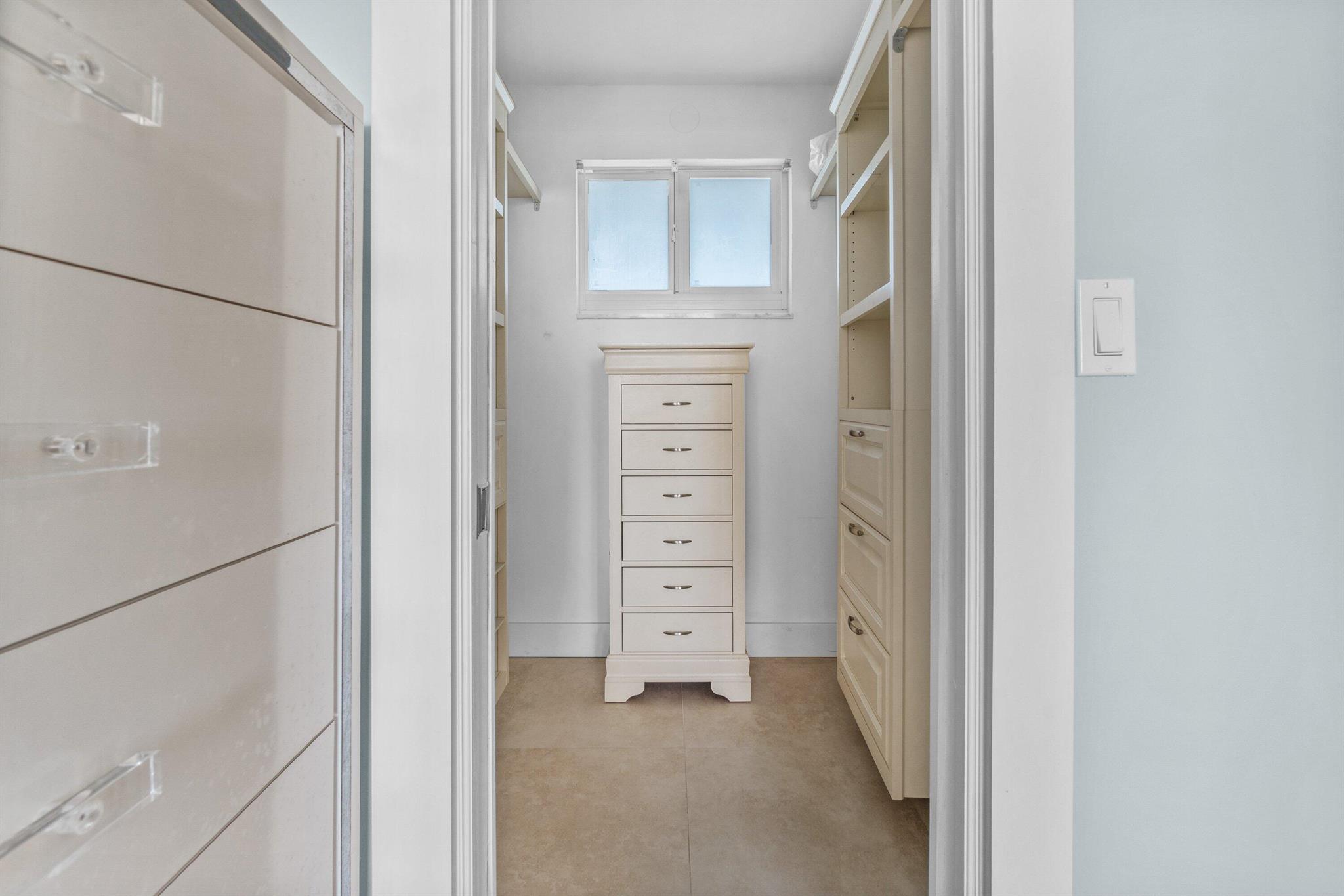 PRESIDENT OF PALM BEACH C - Residential Lease