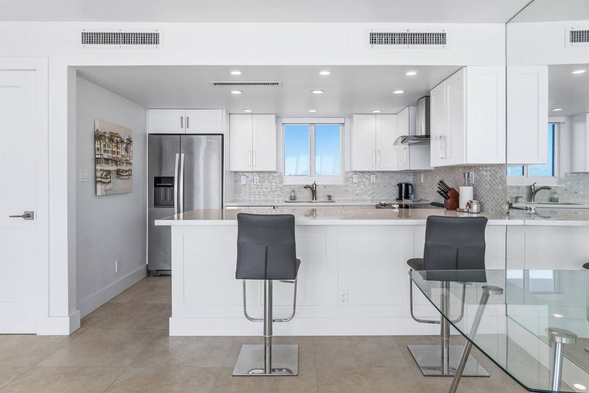 PRESIDENT OF PALM BEACH C - Residential Lease