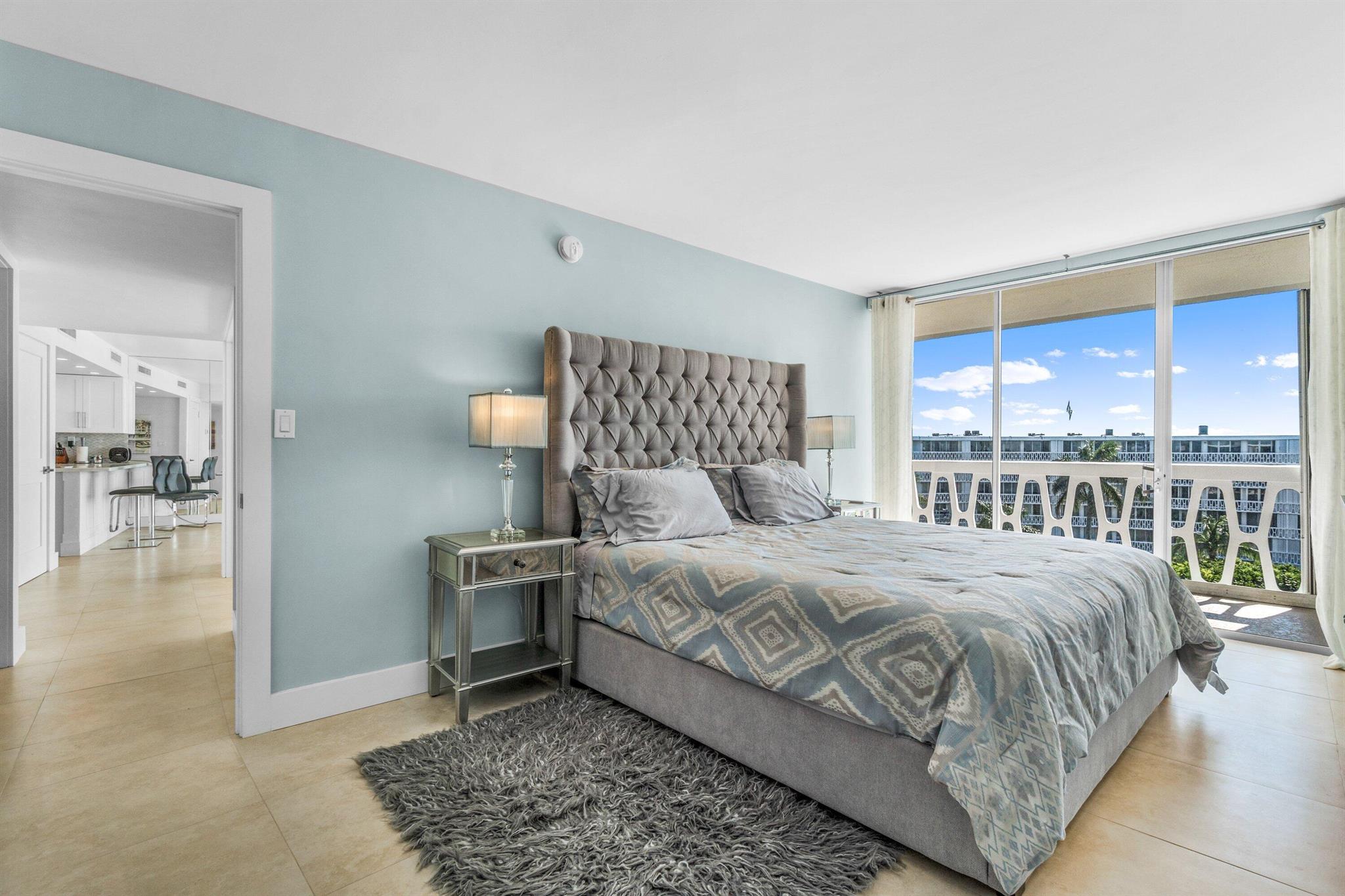 PRESIDENT OF PALM BEACH C - Residential Lease