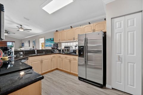 Tiny photo for 6923 Torch Key Street, Lake Worth, FL 33467 (MLS # F10552309)