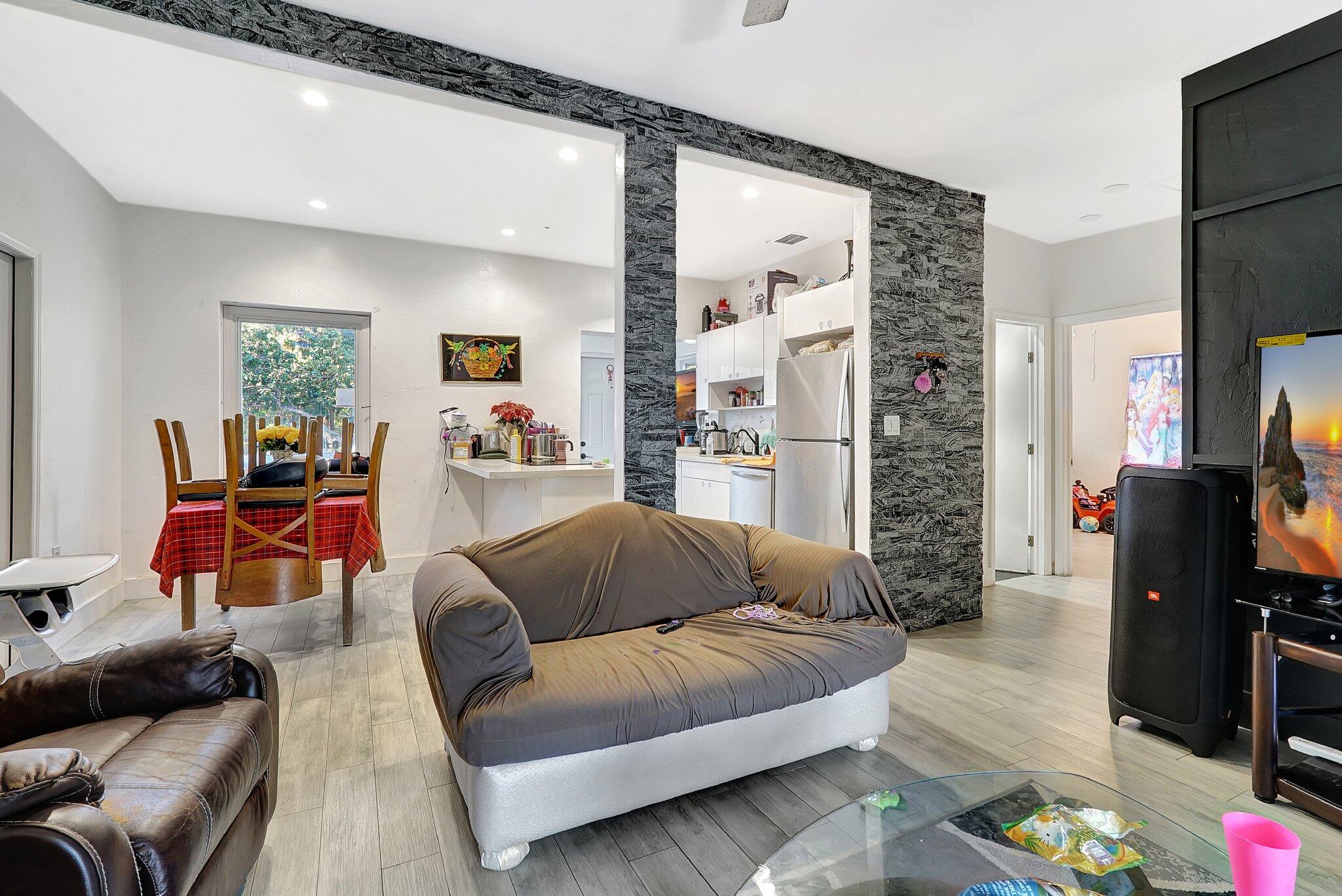 BISC GARDENS SEC F PT 1 - Residential