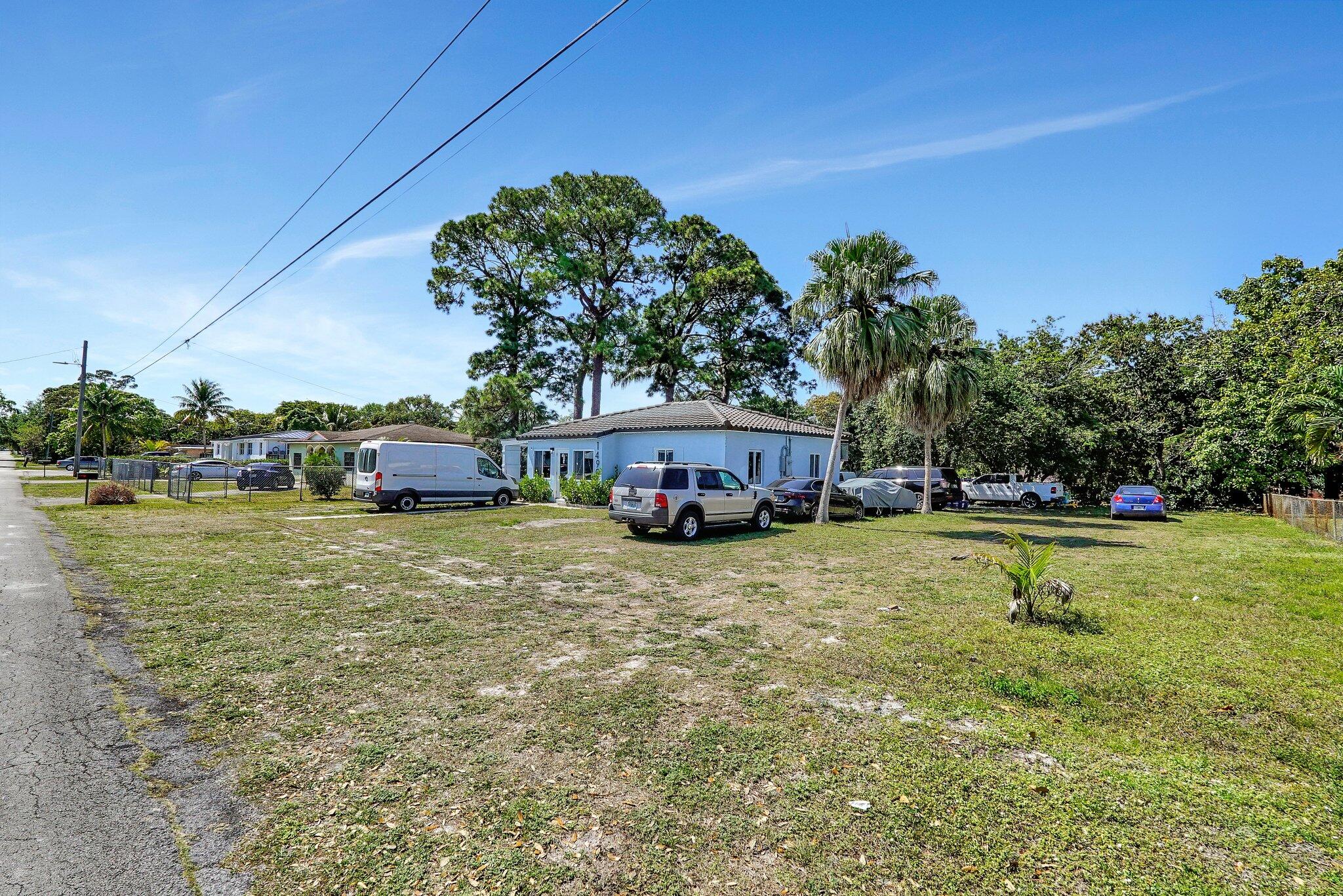 BISC GARDENS SEC F PT 1 - Residential