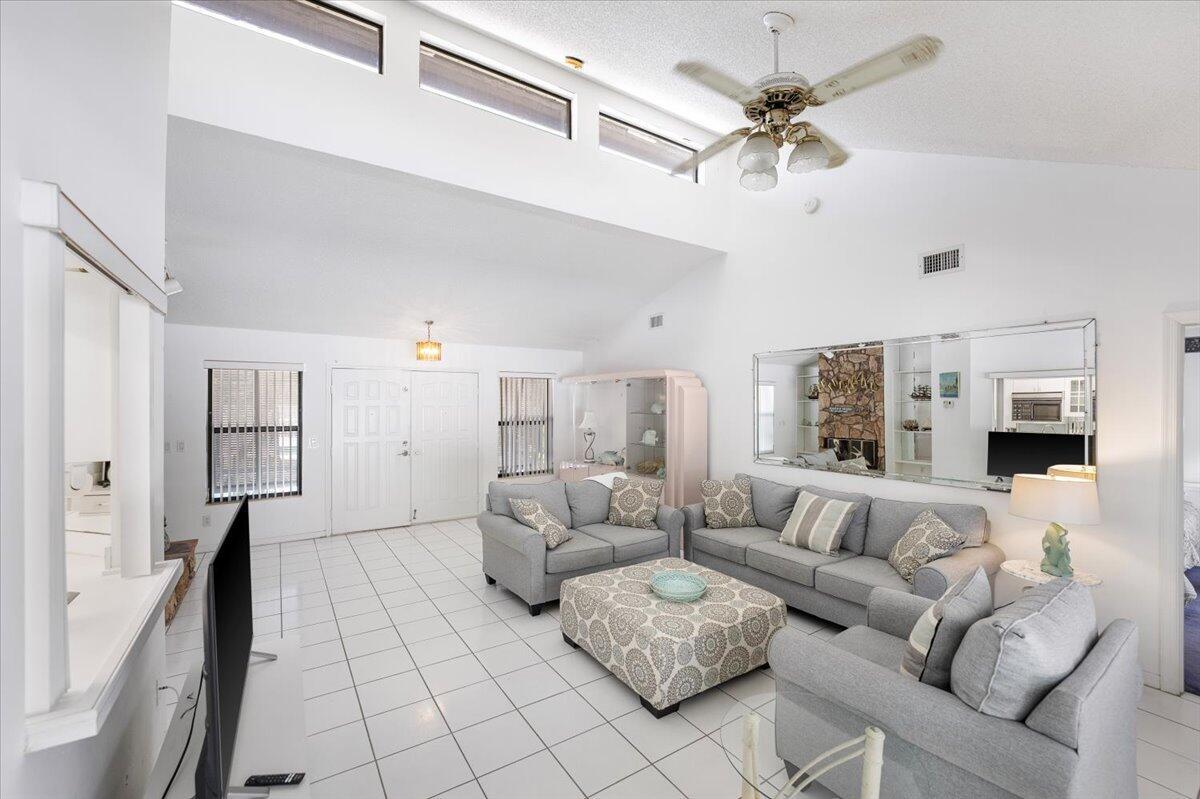 SANDY OAKS - Residential Lease