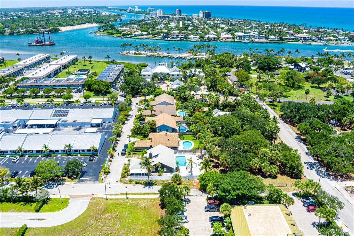 SANDY OAKS - Residential Lease