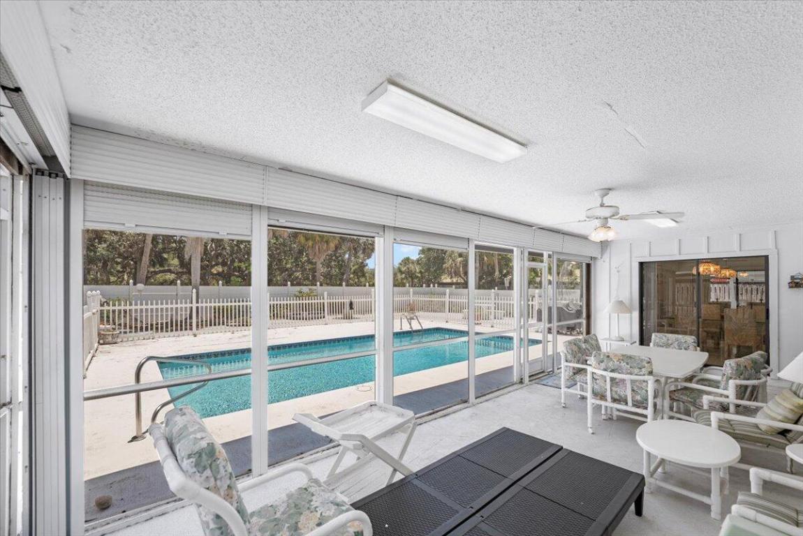 SANDY OAKS - Residential Lease