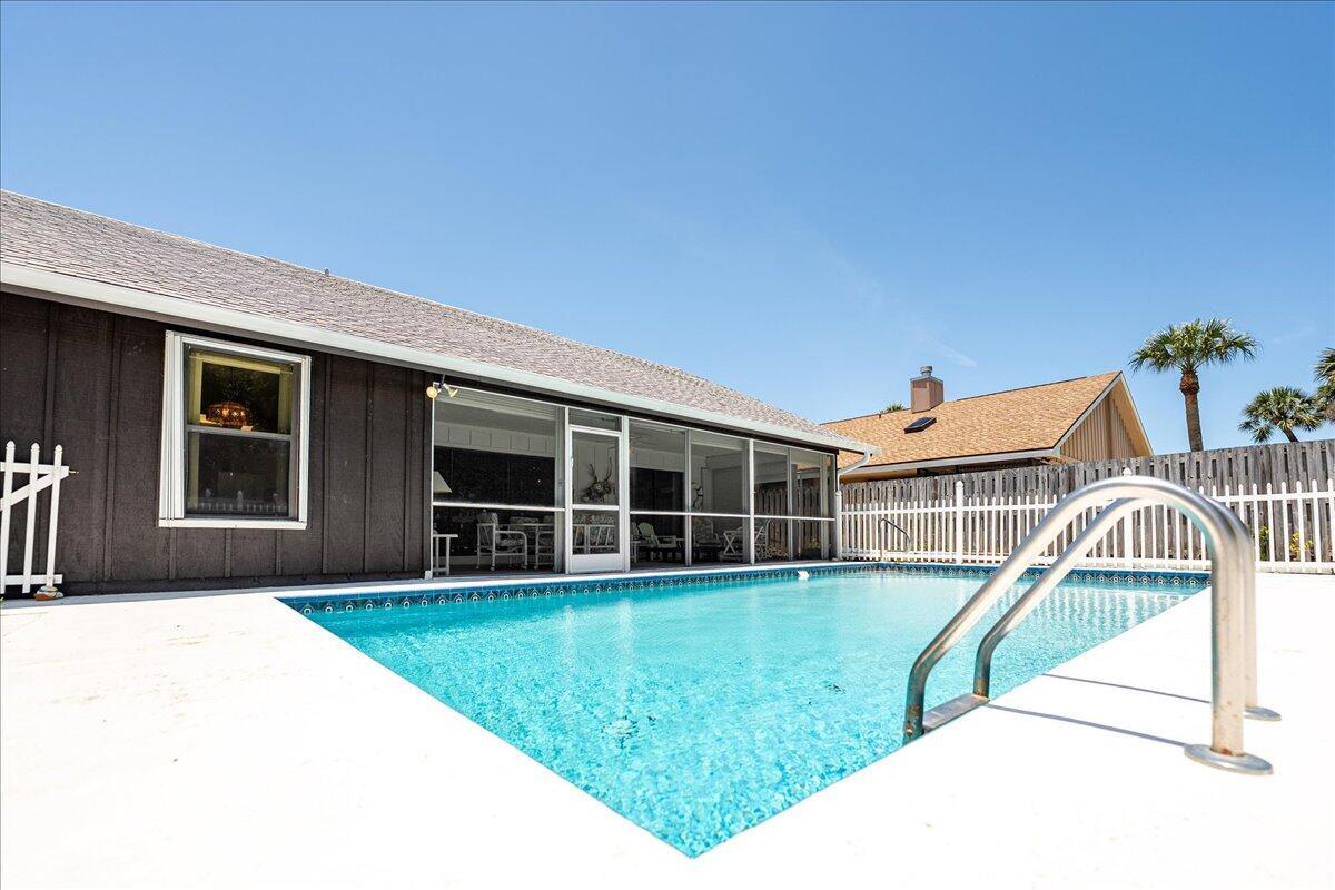 SANDY OAKS - Residential Lease