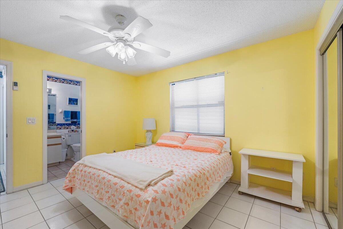 SANDY OAKS - Residential Lease