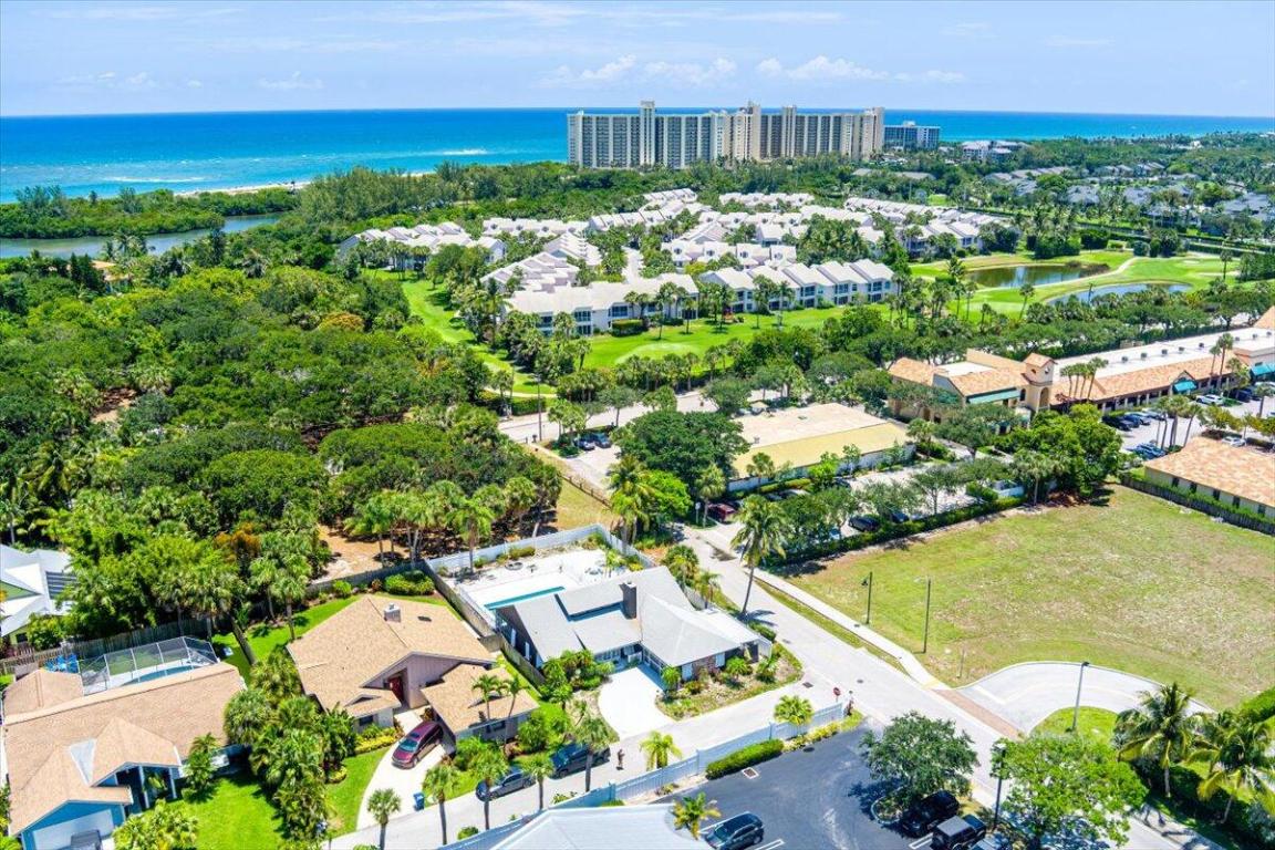 SANDY OAKS - Residential Lease