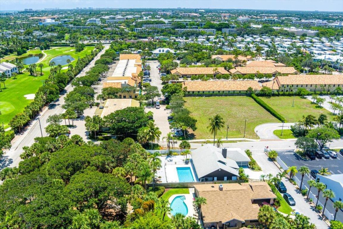 SANDY OAKS - Residential Lease