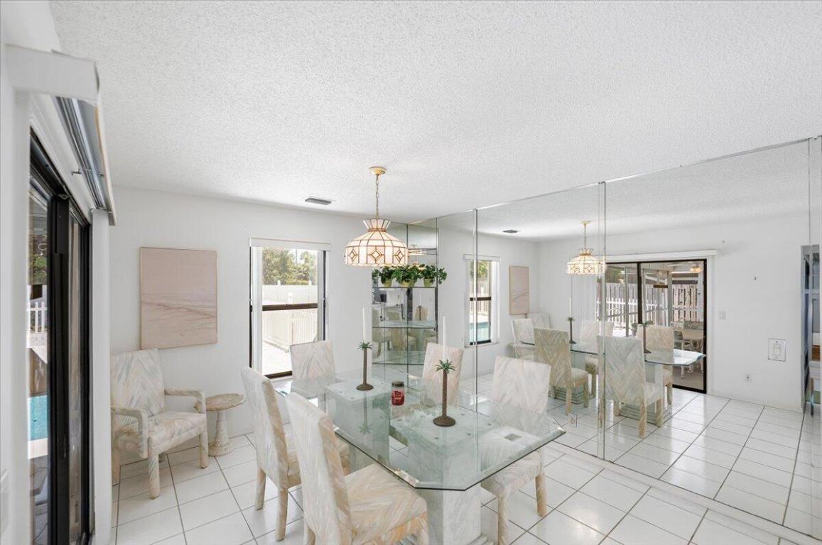 SANDY OAKS - Residential Lease