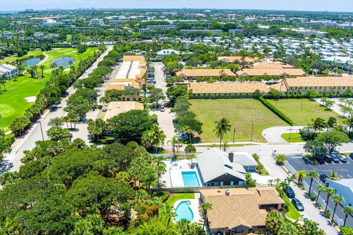 SANDY OAKS - Residential Lease