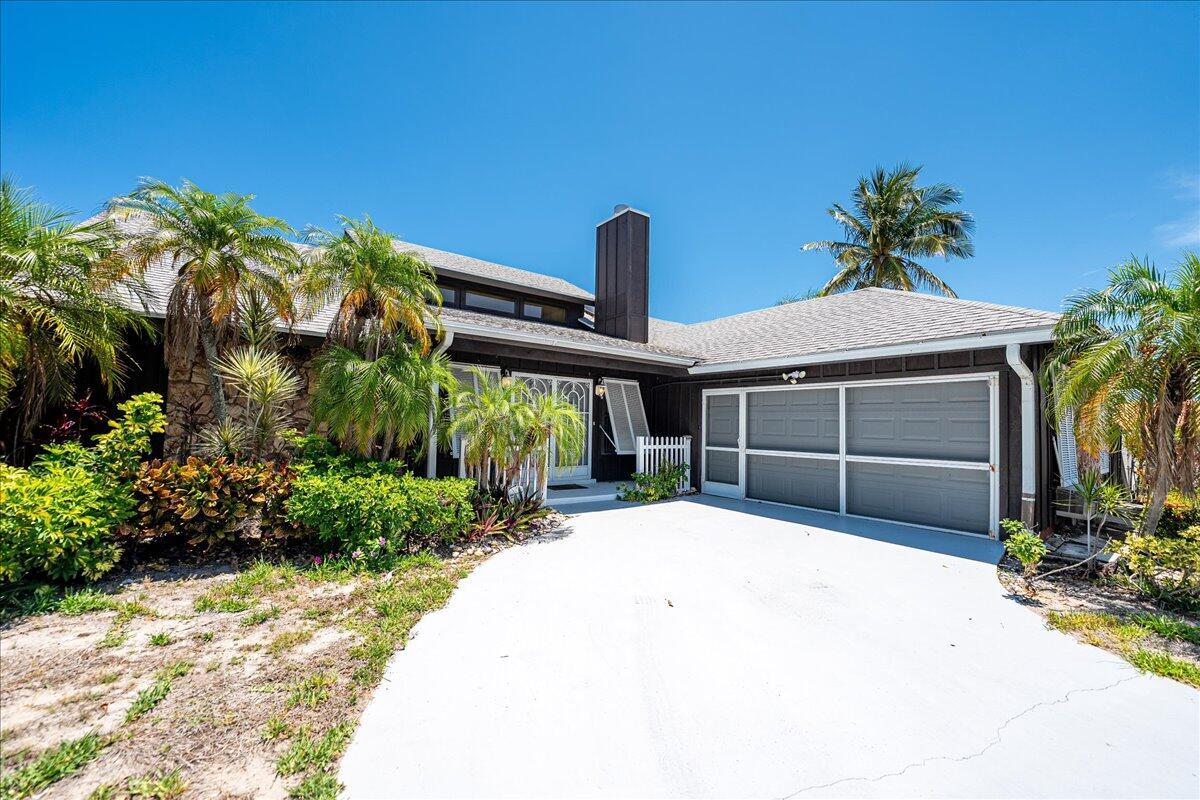 SANDY OAKS - Residential Lease