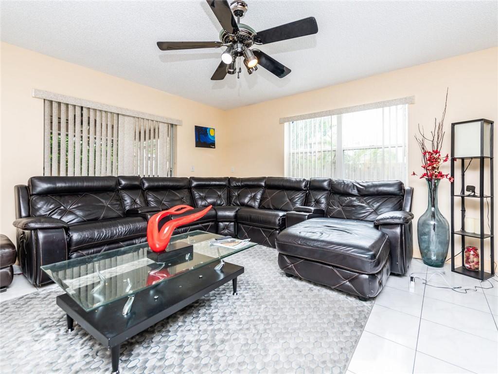 Lakeview Homes At Centura - Residential
