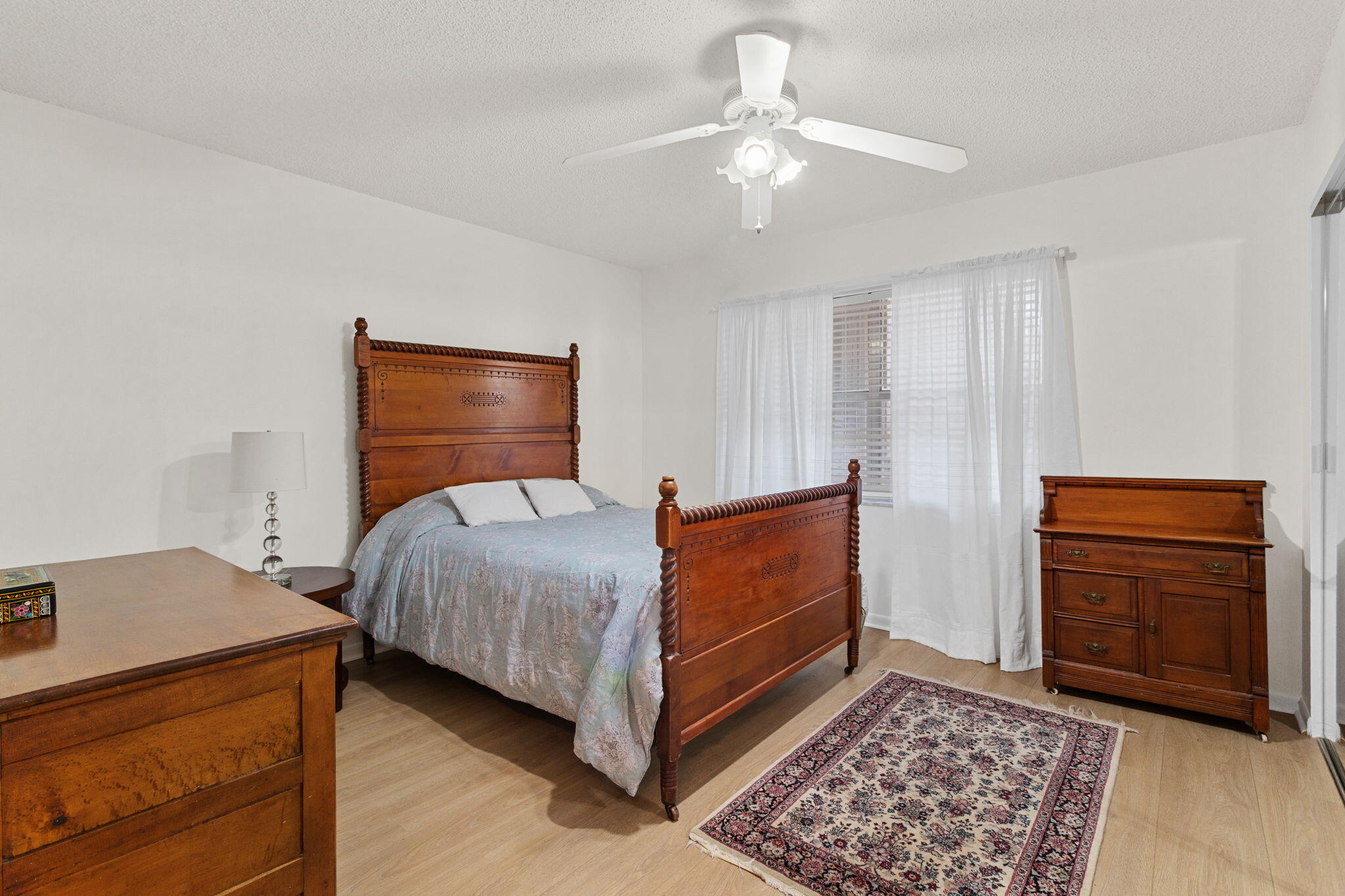 SUNRISE LAKES 142 CONDO - Residential