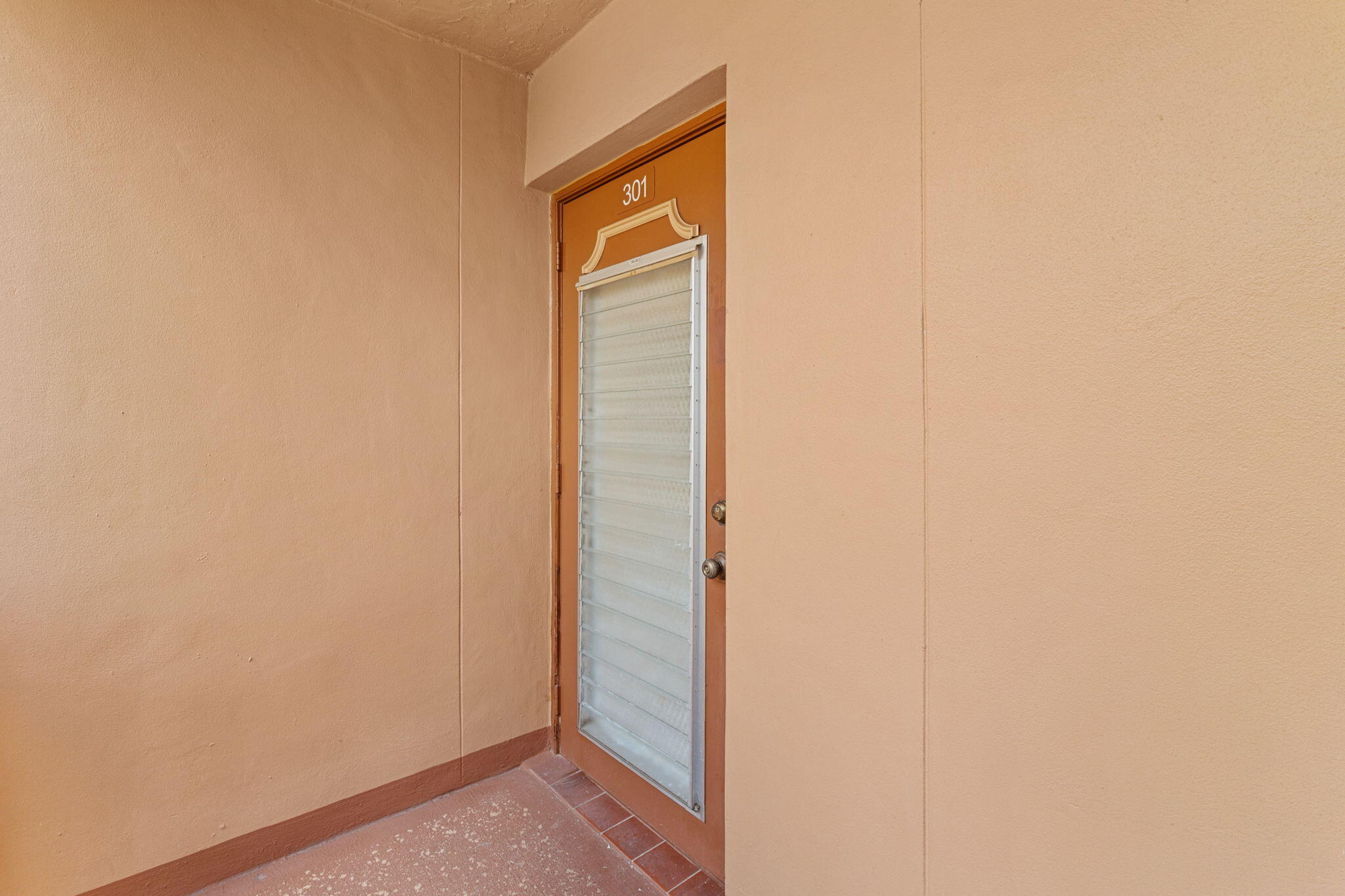 SUNRISE LAKES 142 CONDO - Residential