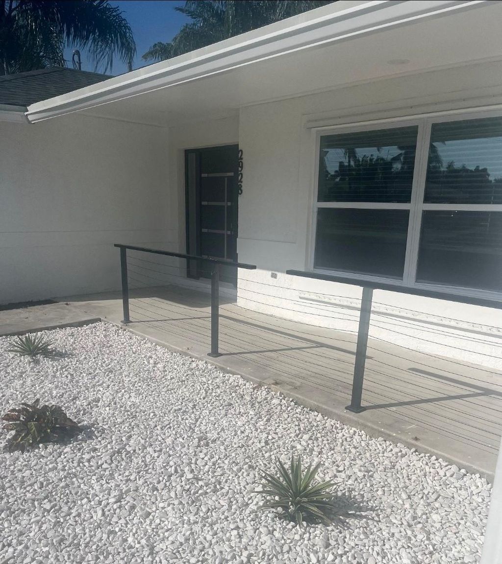 Photo of 2928 SE Bella Road, Port Saint Lucie, FL 34984 (MLS # F10504413)