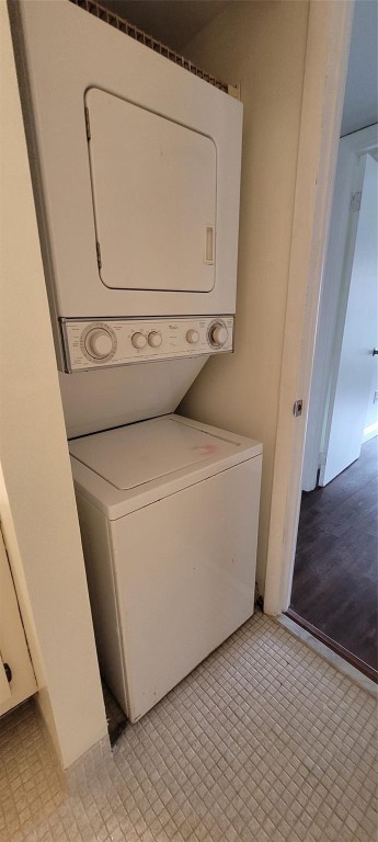 THE MANORS OF INVERRARY I - Residential