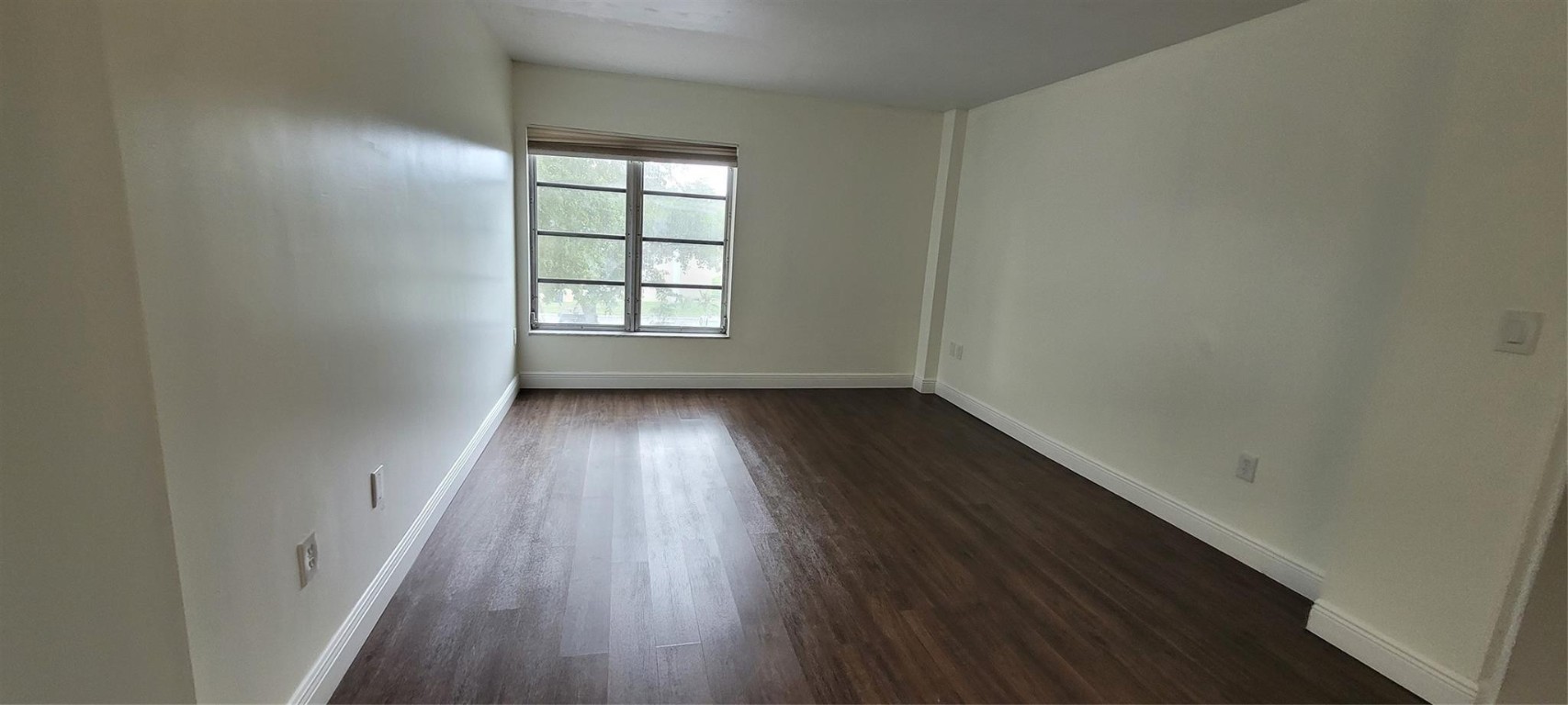 THE MANORS OF INVERRARY I - Residential