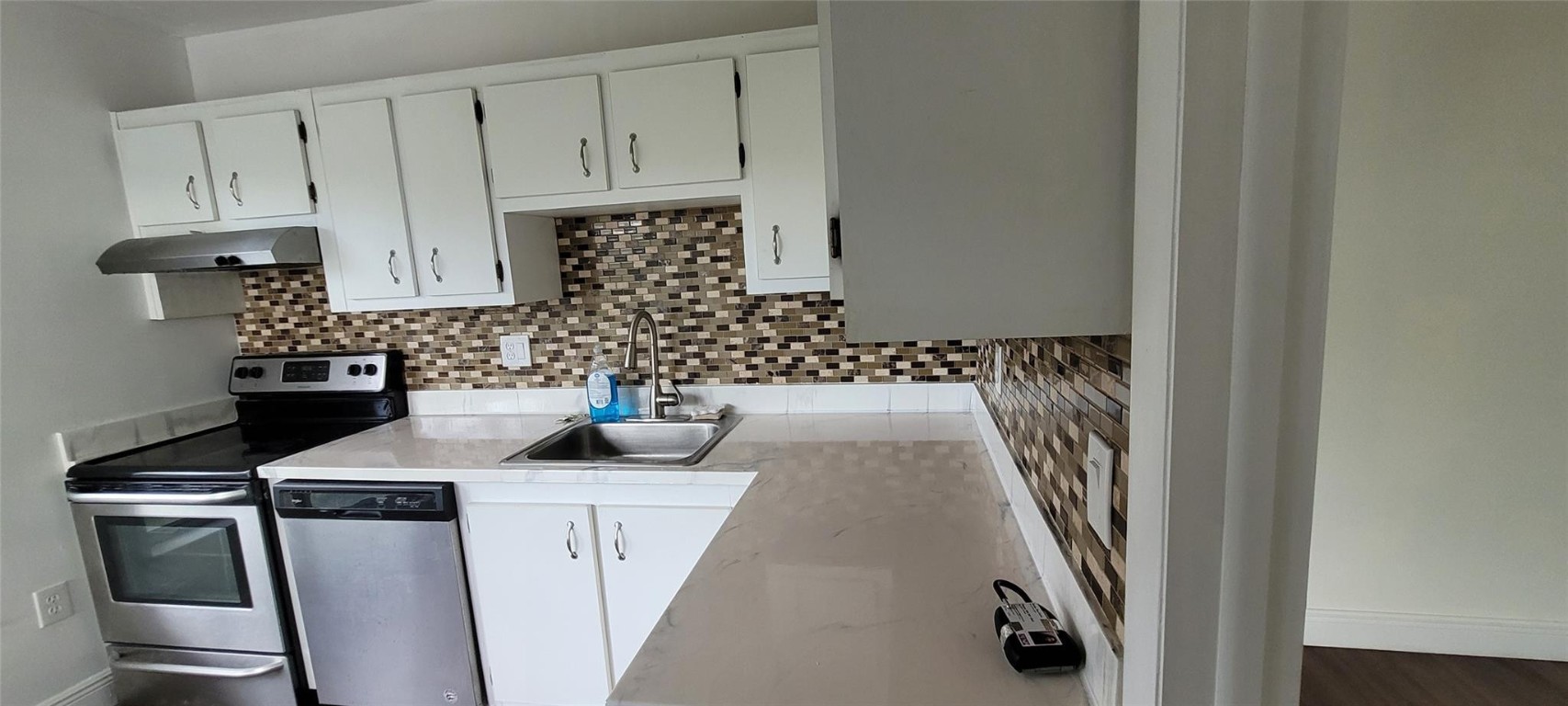 THE MANORS OF INVERRARY I - Residential