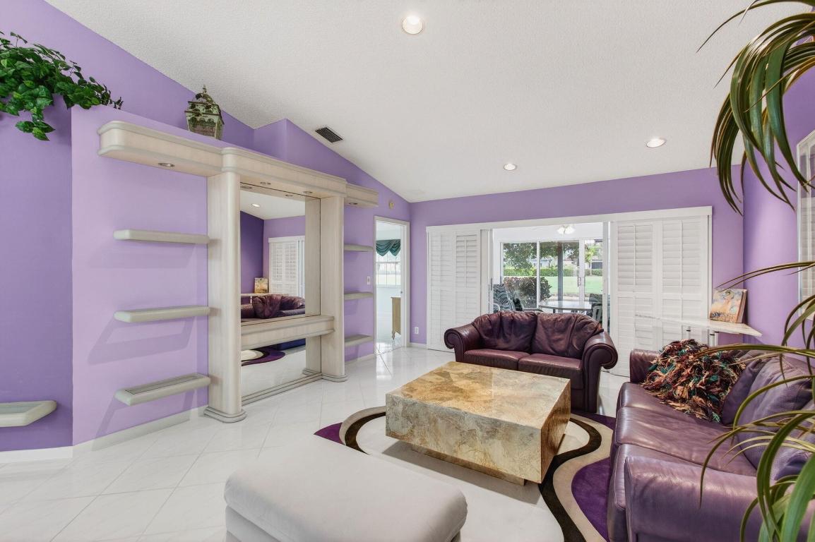 EMERALD POINTE 2 - Residential