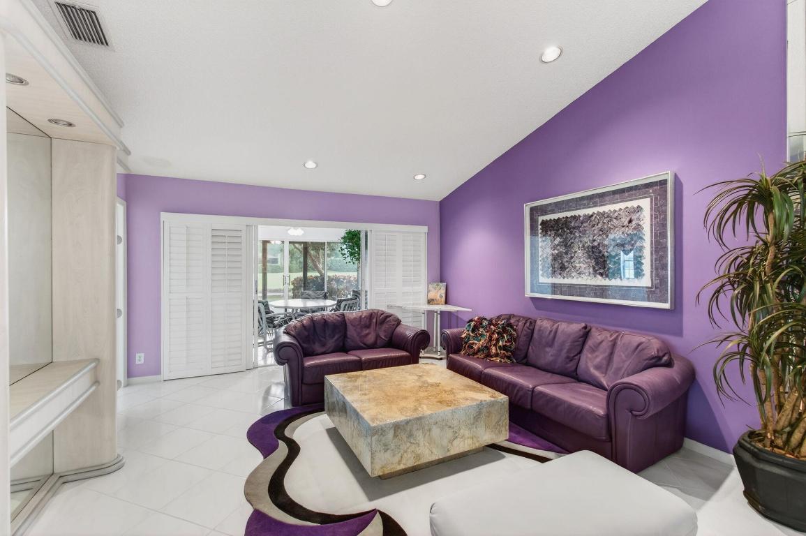 EMERALD POINTE 2 - Residential