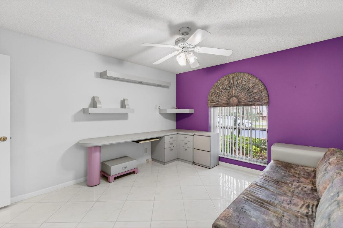 EMERALD POINTE 2 - Residential