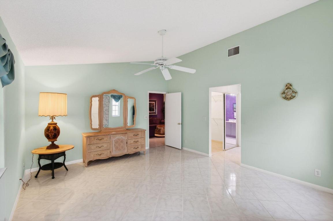 EMERALD POINTE 2 - Residential