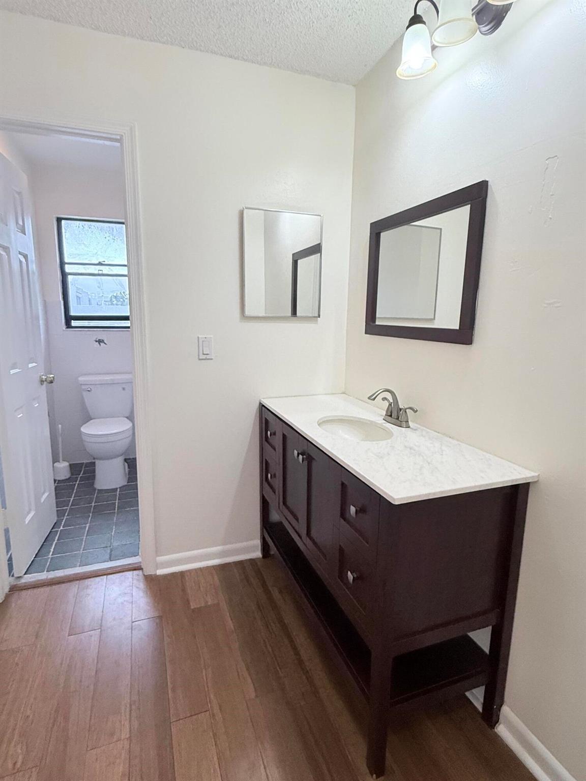 WOODBRIDGE LAKES - Residential Lease