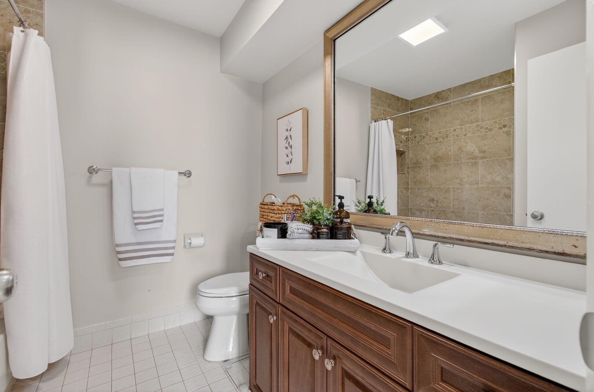 SIERRA DEL MAR - Residential Lease