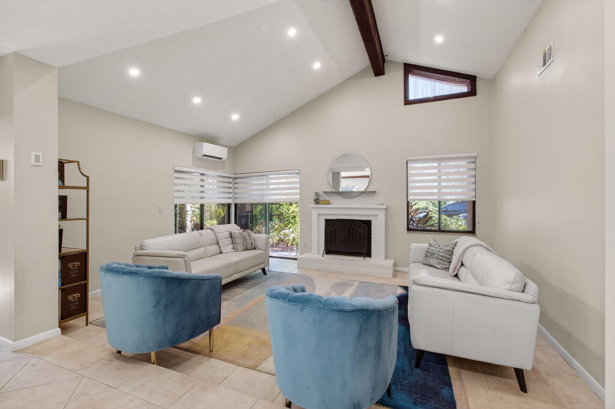 SIERRA DEL MAR - Residential Lease